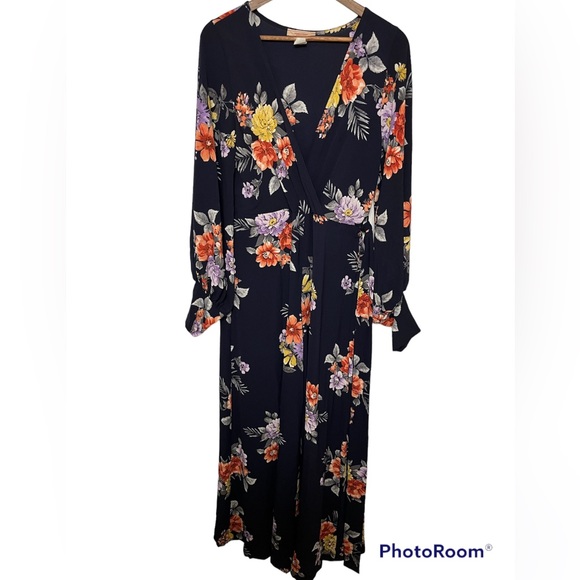 Gorgeous Karen-T designs Jumpsuit, SIZE XL - Picture 1 of 16